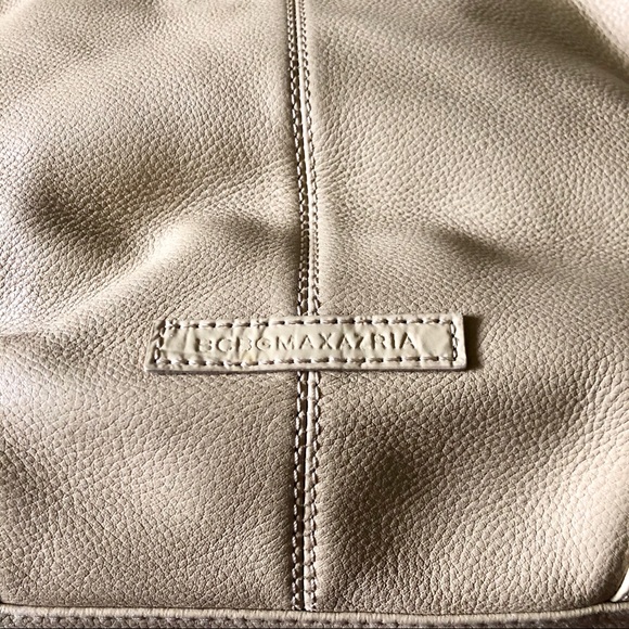 BCBG Maxazria Tote Bag - Cream Leather - Picture 4 of 12